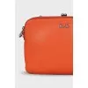 Rectangular leather bag with chain