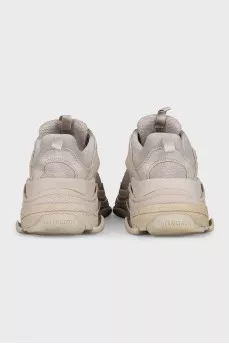 Кроссовки бежевого цвета Triple S