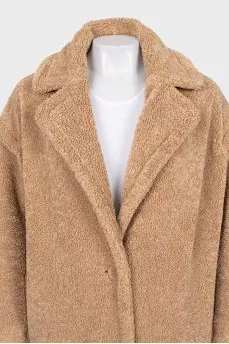 Loose-fitting teddy coat