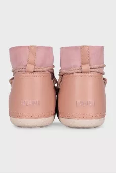 Pink suede and leather boots