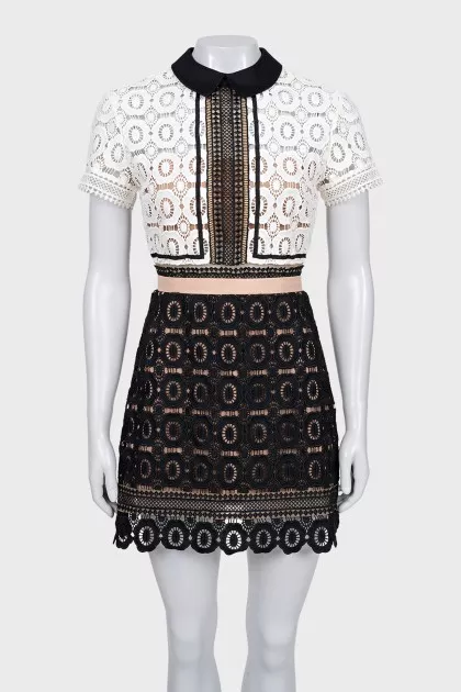 Lace fitted mini dress