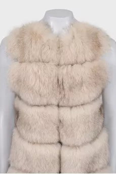 Long vest with fox fur