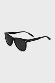 Black rectangular sunglasses