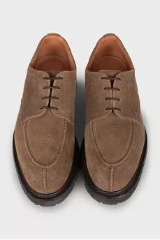 Men's shoes with raised seams