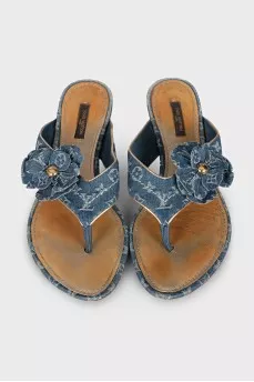Denim flip-flops with a signature print
