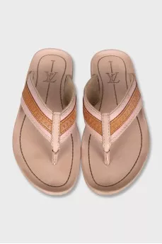 Flip-flops with the brand logo