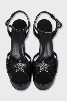 Heeled sandals with rhinestones