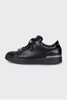 Men's leather sneakers with a silver logo