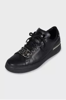 Men's leather sneakers with a silver logo