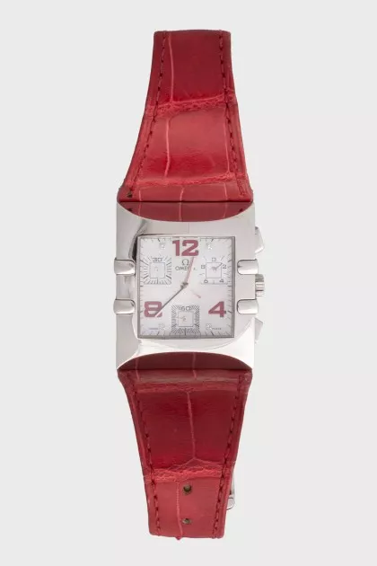 Constellation Quadra watch with a square case