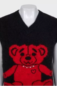 Black vest with a bear print