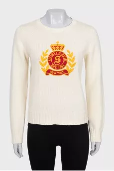 Knitted jumper with embroidery