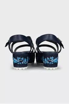 Leather platform sandals with embroidery