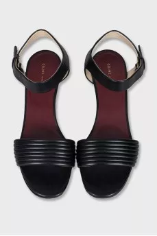 Leather sandals with a medium wedge heel