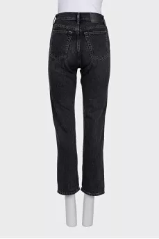 Black high-waist jeans with pockets