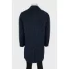 Men's straight coat with buttons