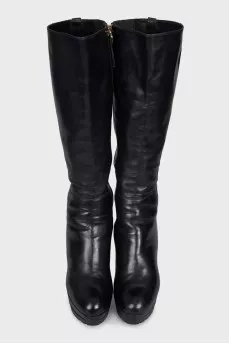 High-heeled leather boots