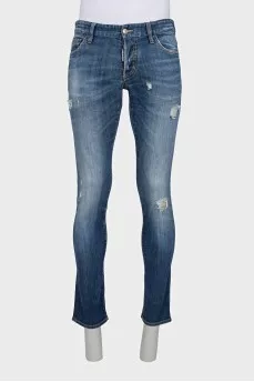 Men's ripped blue jeans