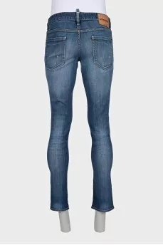 Men's ripped blue jeans
