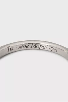 Platinum ring with a round diamond