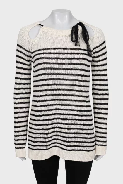 Striped jumper with a bow