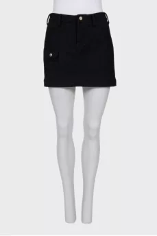 Straight-cut mini skirt with pockets