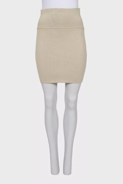Fitted mini skirt with elastic band