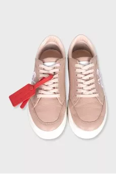 Vulcanized leather sneakers