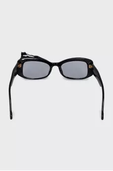 Black frame with diopters