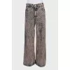 Wide-leg jeans with a distressed effect