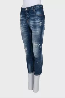 Low-rise boyfriend fit jeans