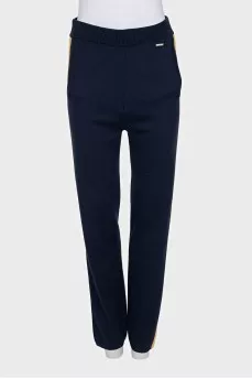 Wool suit with yellow insert