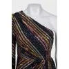 One-shoulder dress with tag
