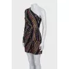 One-shoulder dress with tag