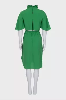 Fitted dress with an accent collar