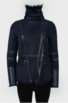 Short sheepskin coat with asymmetrical zipper
