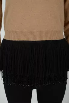 Sweatshirt with top with fringe and beads