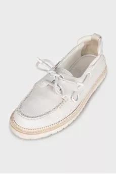 Men's leather loafers decorated with laces