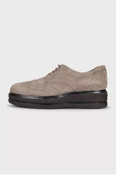 Brown suede brogues
