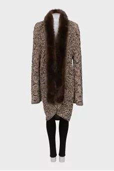 Brown cardigan with fur
