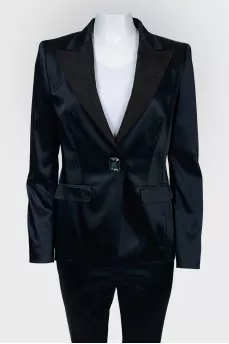 Silk dark blue suit with stone