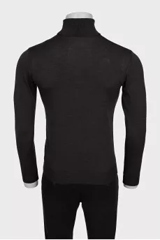 Men's brown turtleneck