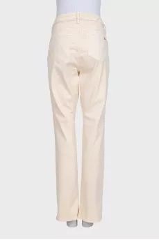 Low-rise white jeans
