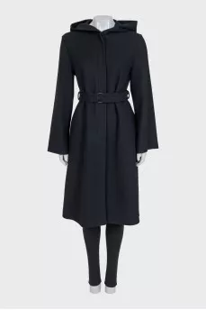 Cashmere coat with tag