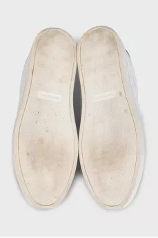 Men's leather sneakers with a contrasting heel