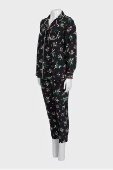 Silk suit with floral print