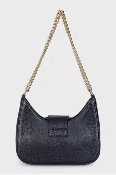 Leather bag with a volumetric lock