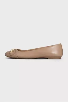 Leather ballet flats with signature logo