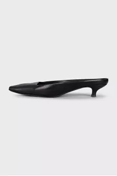 Leather mules with a medium heel