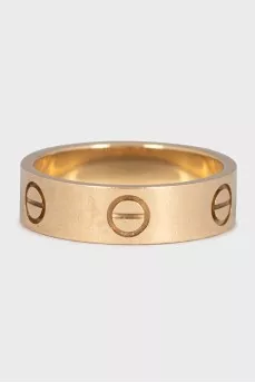 Love ring in yellow gold